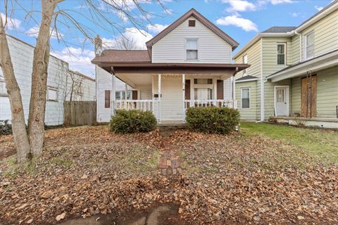 Photo of 507 Washington Avenue, Lancaster, OH 43130 (MLS # 226001197)