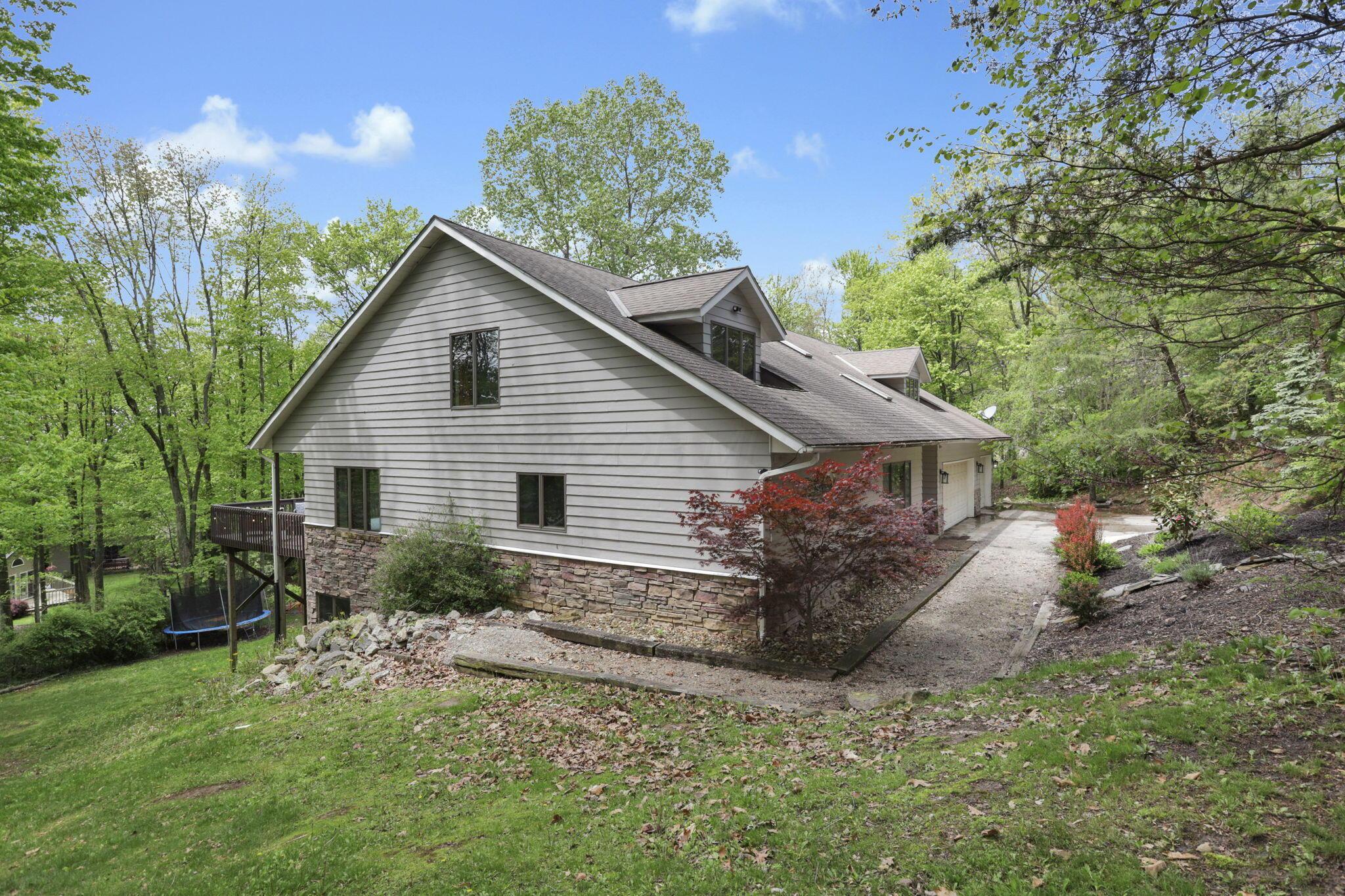 1791 Cumberland Crest, Heath, Ohio image 2