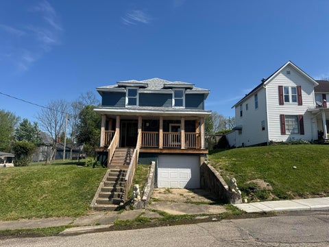 Homes For Sale - 415 E 2nd Street<br/> Wellston, OH 45692