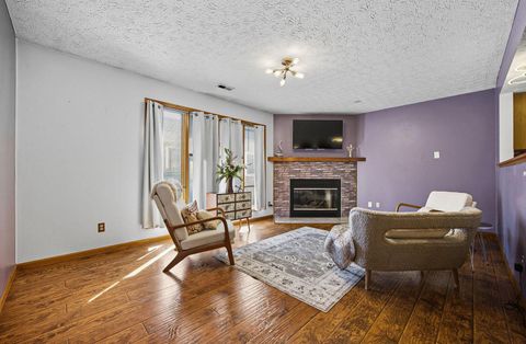Tiny photo for 1350 Azalea Drive, Reynoldsburg, OH 43068 (MLS # 225037728)