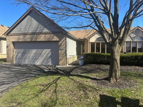 Photo of 1350 Azalea Drive, Reynoldsburg, OH 43068 (MLS # 225037728)