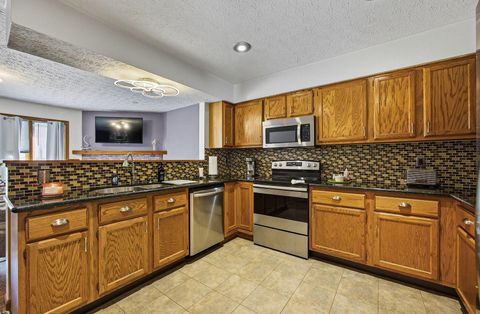 Tiny photo for 1350 Azalea Drive, Reynoldsburg, OH 43068 (MLS # 225037728)