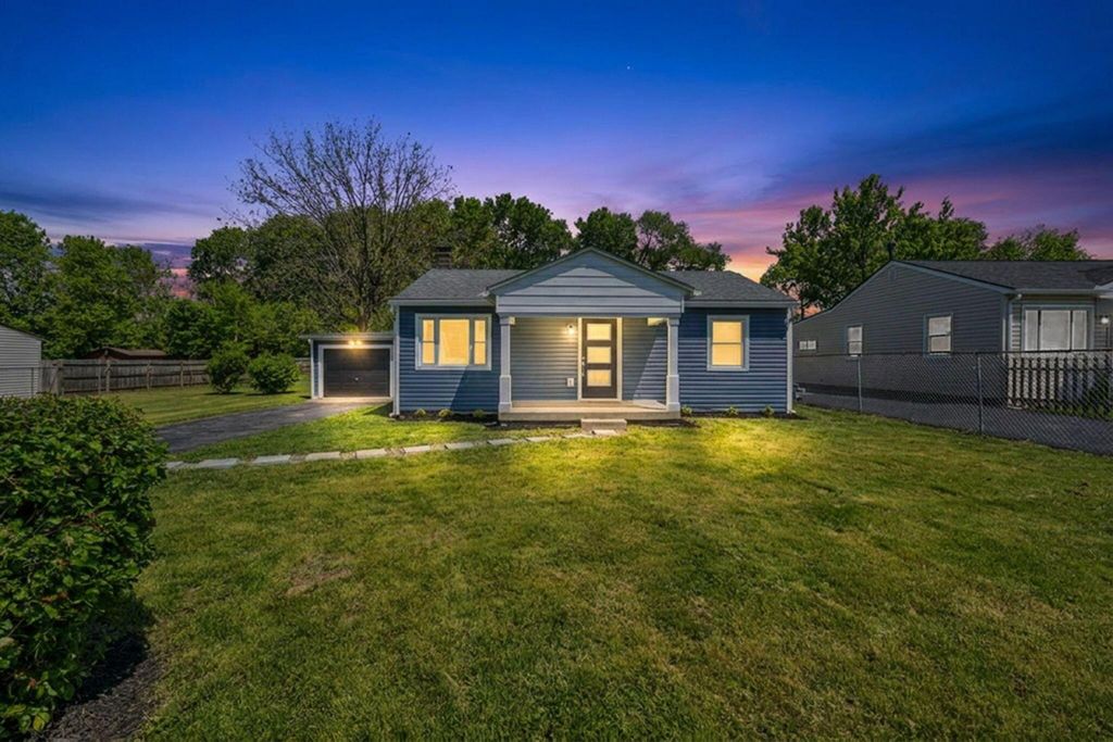 Photo of 486 Basswood Road, Columbus, OH 43207 (MLS # 226018539)