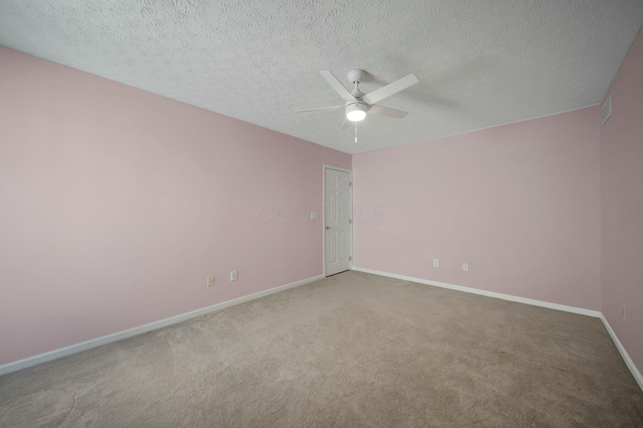 5786 Middleby Drive, Hilliard, Ohio image 34