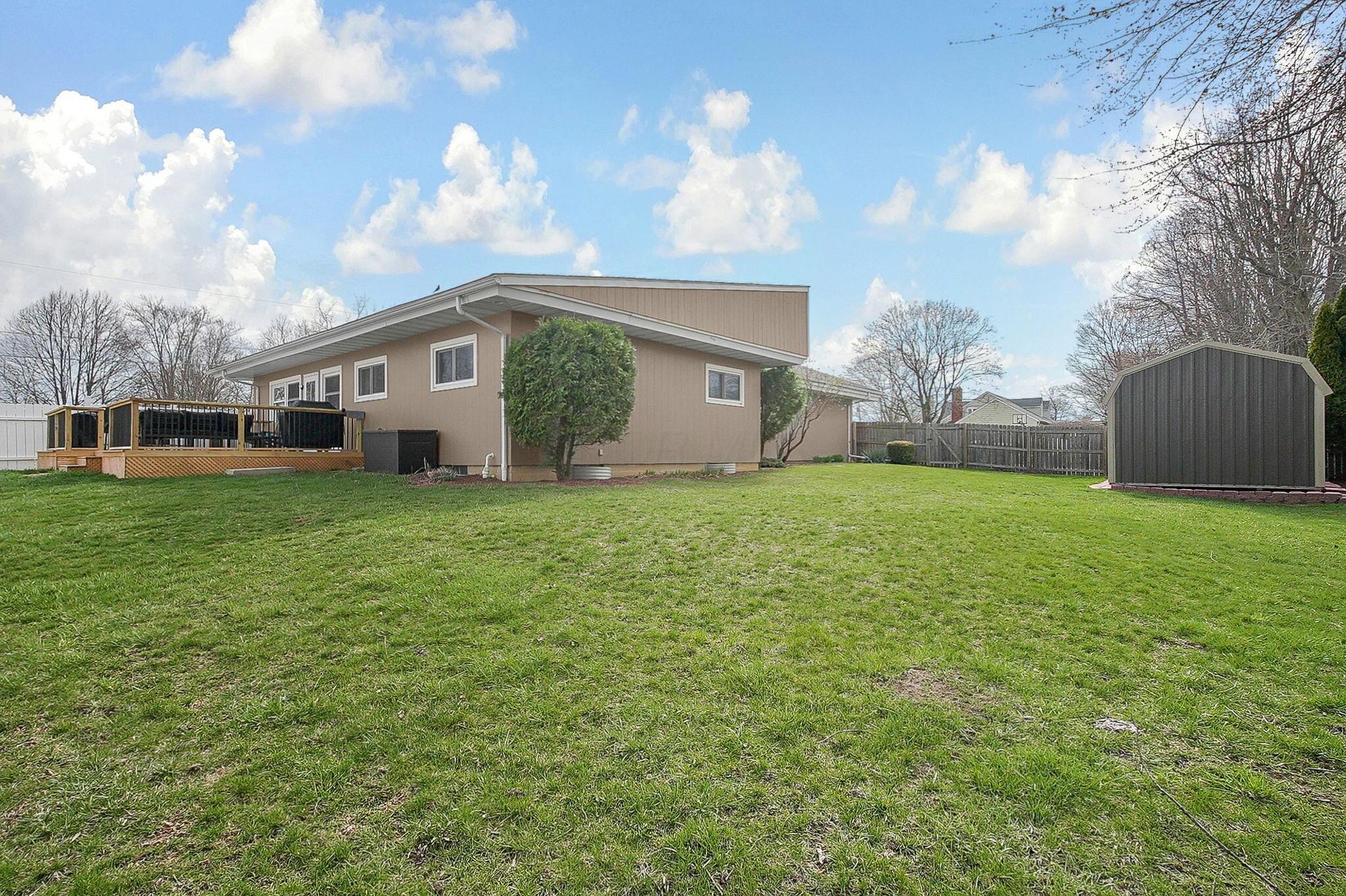 251 E High Street, London, Ohio image 35