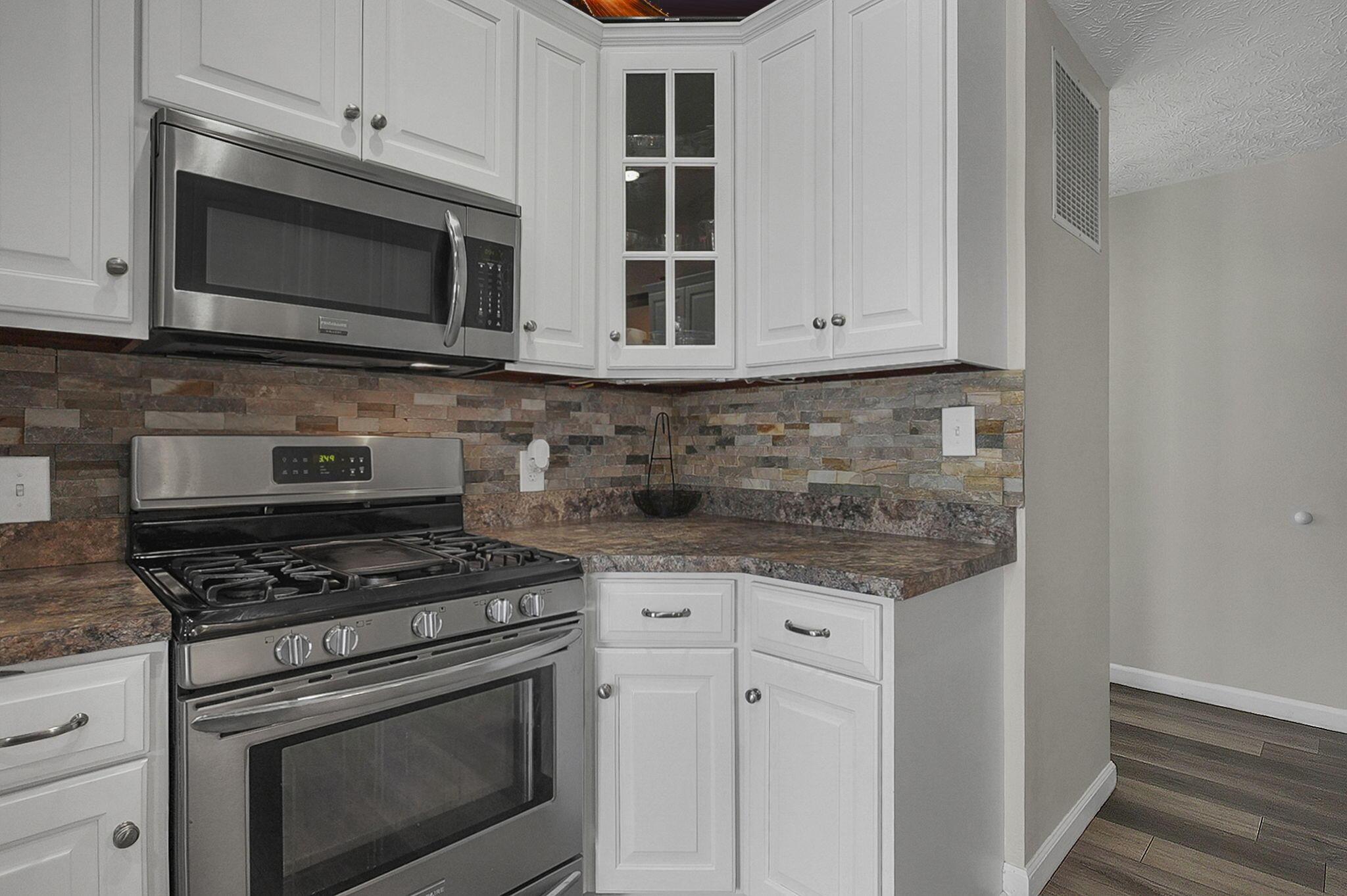 251 E High Street, London, Ohio image 13
