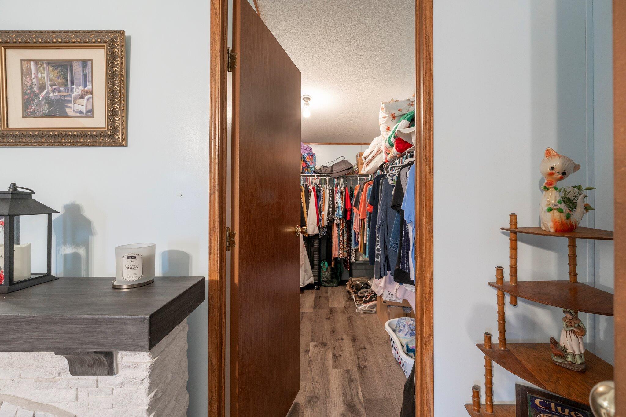 8095 Fall Creek Road, Leesburg, Ohio image 22