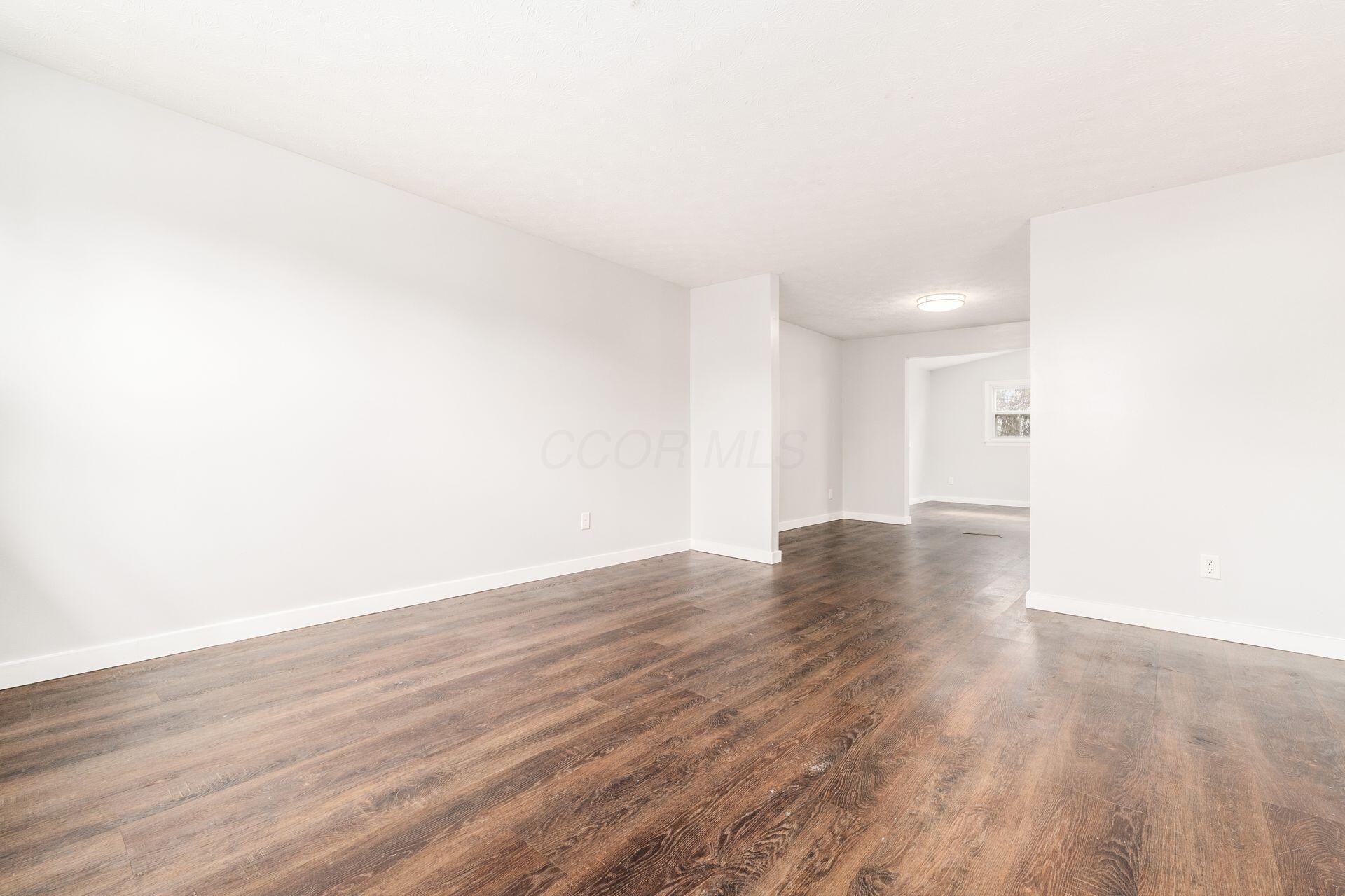1246 Hilton Drive, Reynoldsburg, Ohio image 11