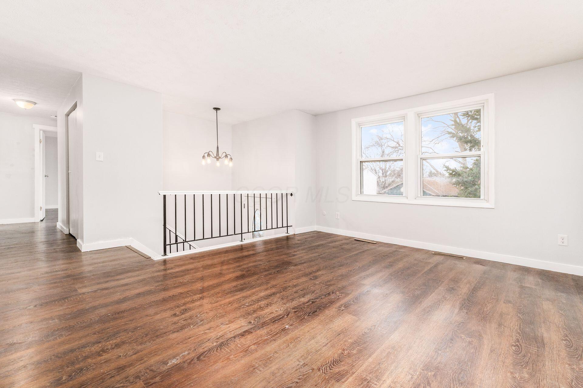 1246 Hilton Drive, Reynoldsburg, Ohio image 10