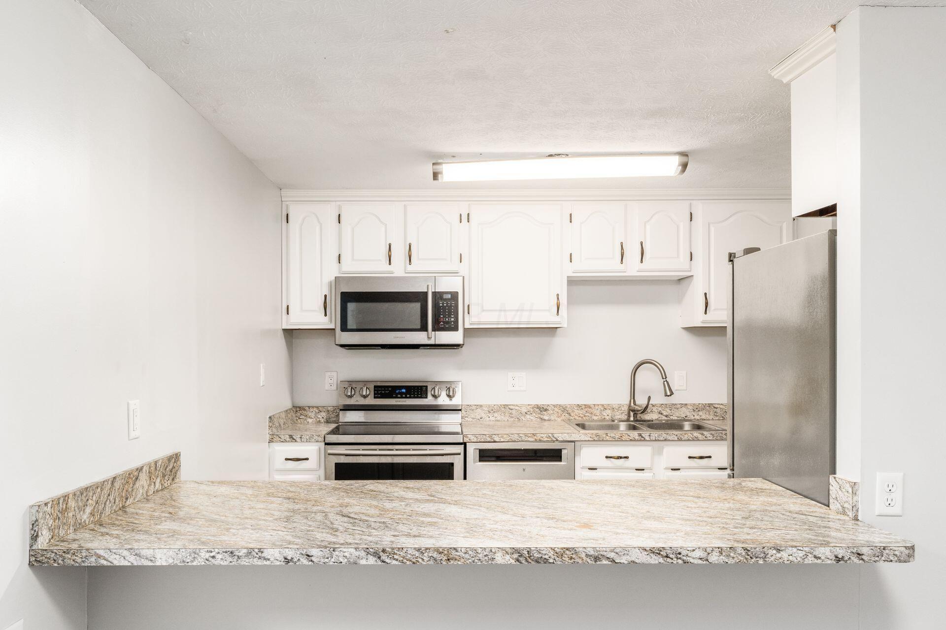 1246 Hilton Drive, Reynoldsburg, Ohio image 15