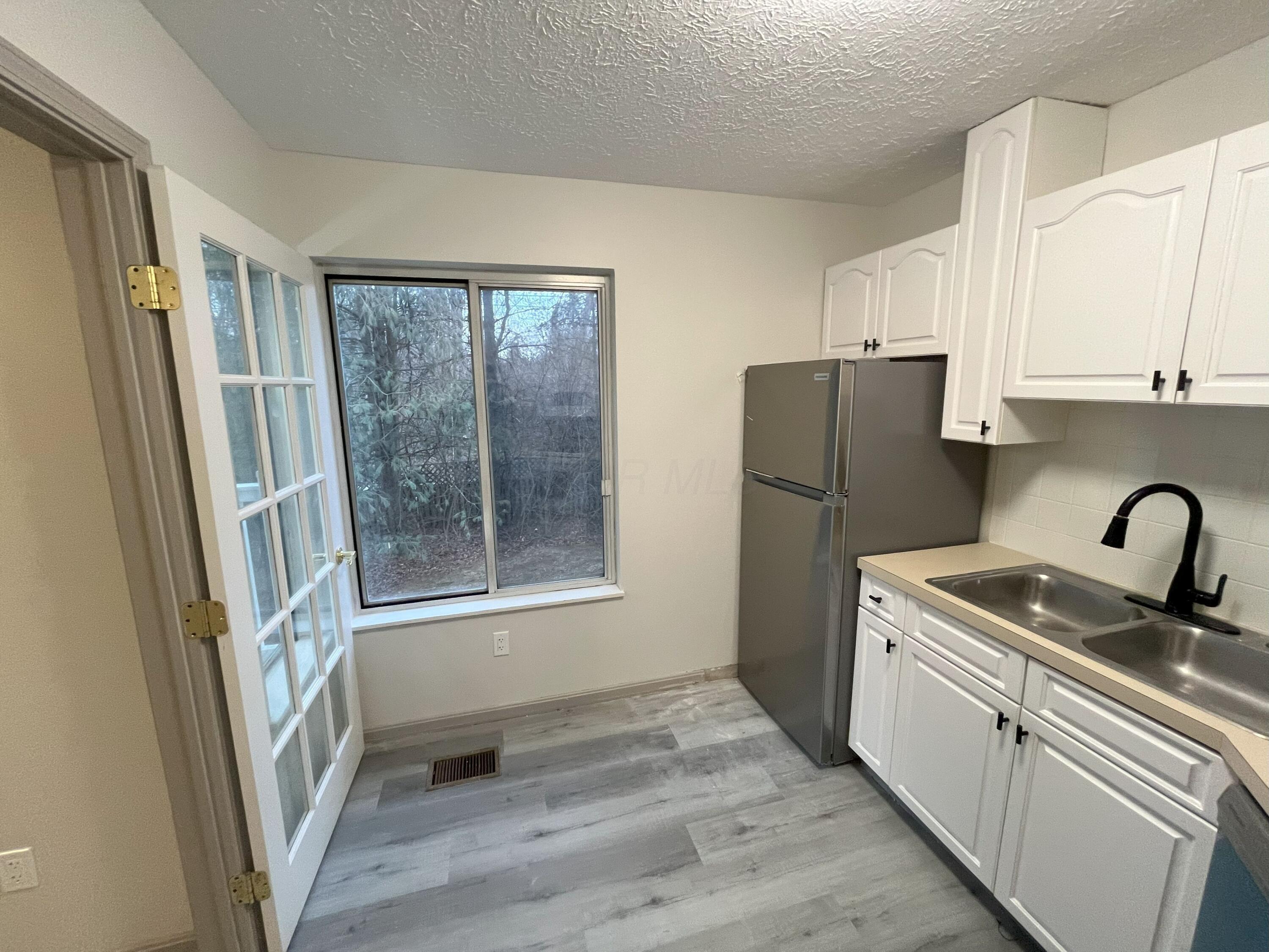355 Village Pointe Drive #355-1 A, Akron, Ohio image 6