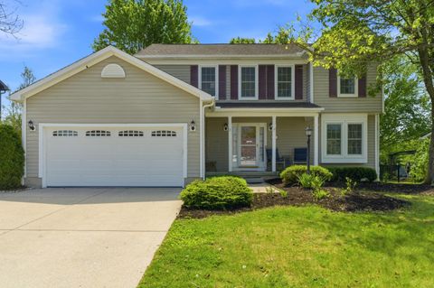 Photo of 371 Field Harvest Avenue, Pickerington, OH 43147 (MLS # 226013896)