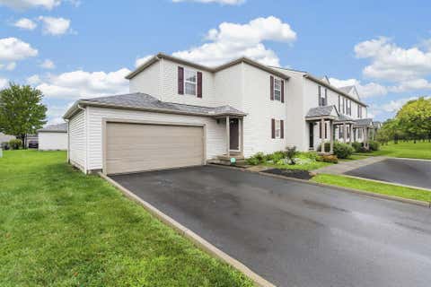 Photo of 1785 Hobbes Drive, Hilliard, OH 43026 (MLS # 226030630)