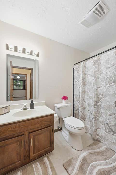 Tiny photo for 52 Welshire Court, Delaware, OH 43015 (MLS # 226030789)