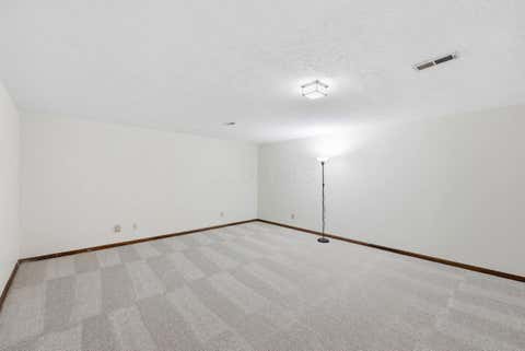Tiny photo for 52 Welshire Court, Delaware, OH 43015 (MLS # 226030789)