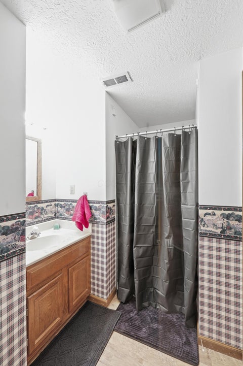 Tiny photo for 52 Welshire Court, Delaware, OH 43015 (MLS # 226030789)