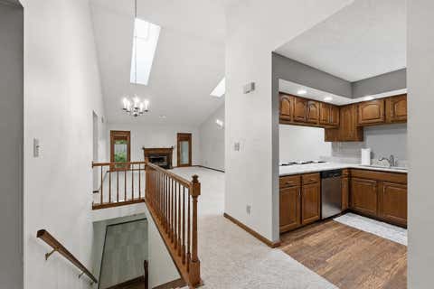 Tiny photo for 52 Welshire Court, Delaware, OH 43015 (MLS # 226030789)