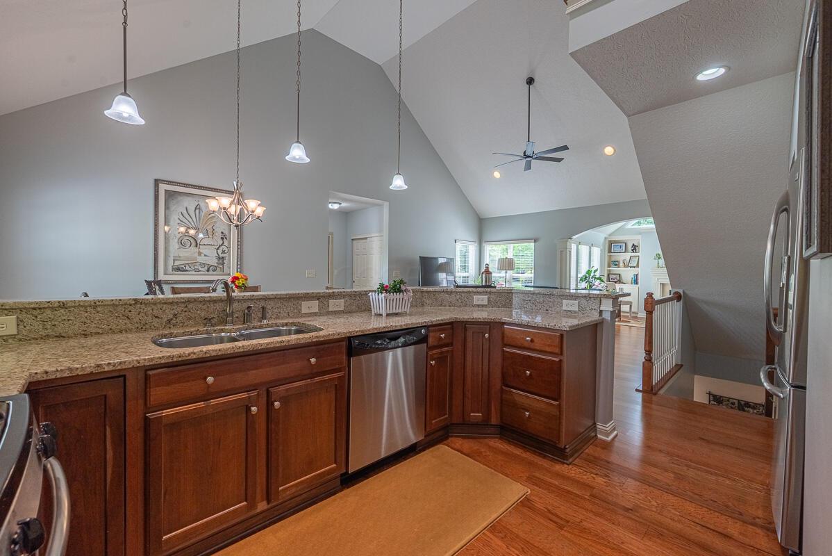 6586 Wensley Court, Westerville, Ohio image 6