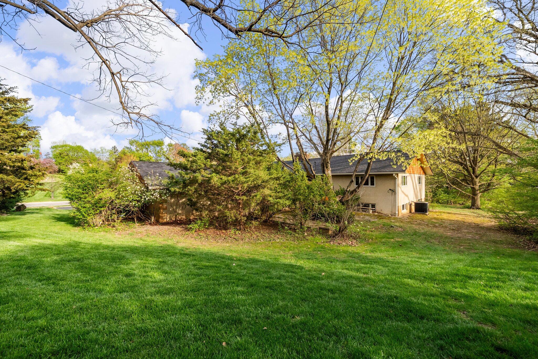 3751 Kioka Avenue, Columbus, Ohio image 39
