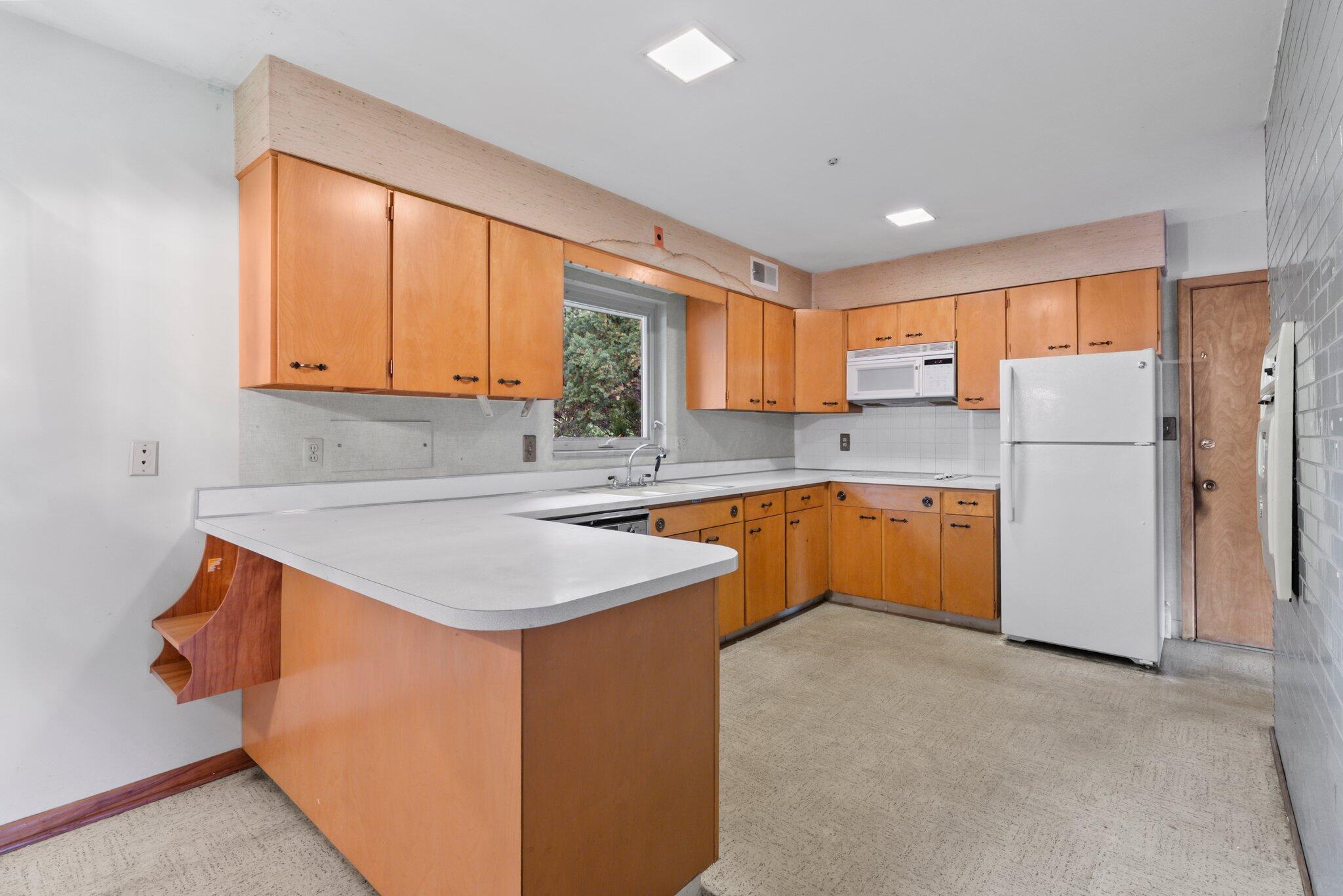 3751 Kioka Avenue, Columbus, Ohio image 7