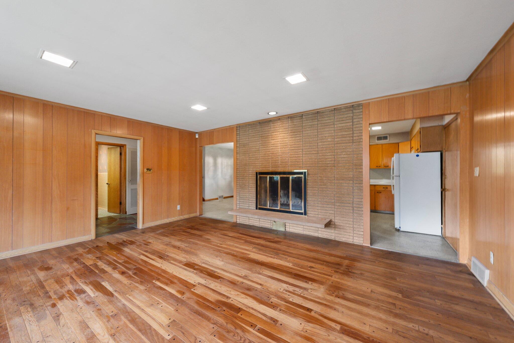 3751 Kioka Avenue, Columbus, Ohio image 6