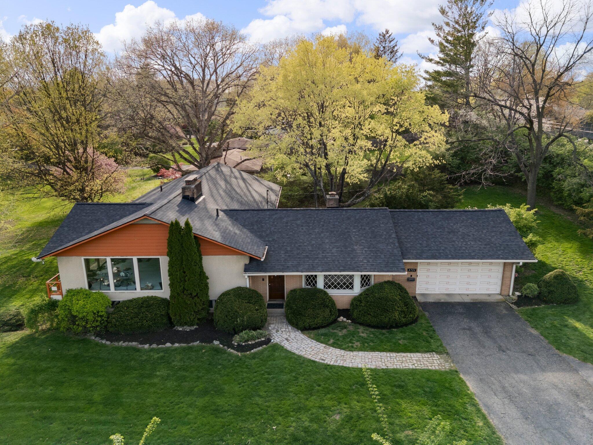 3751 Kioka Avenue, Columbus, Ohio image 3