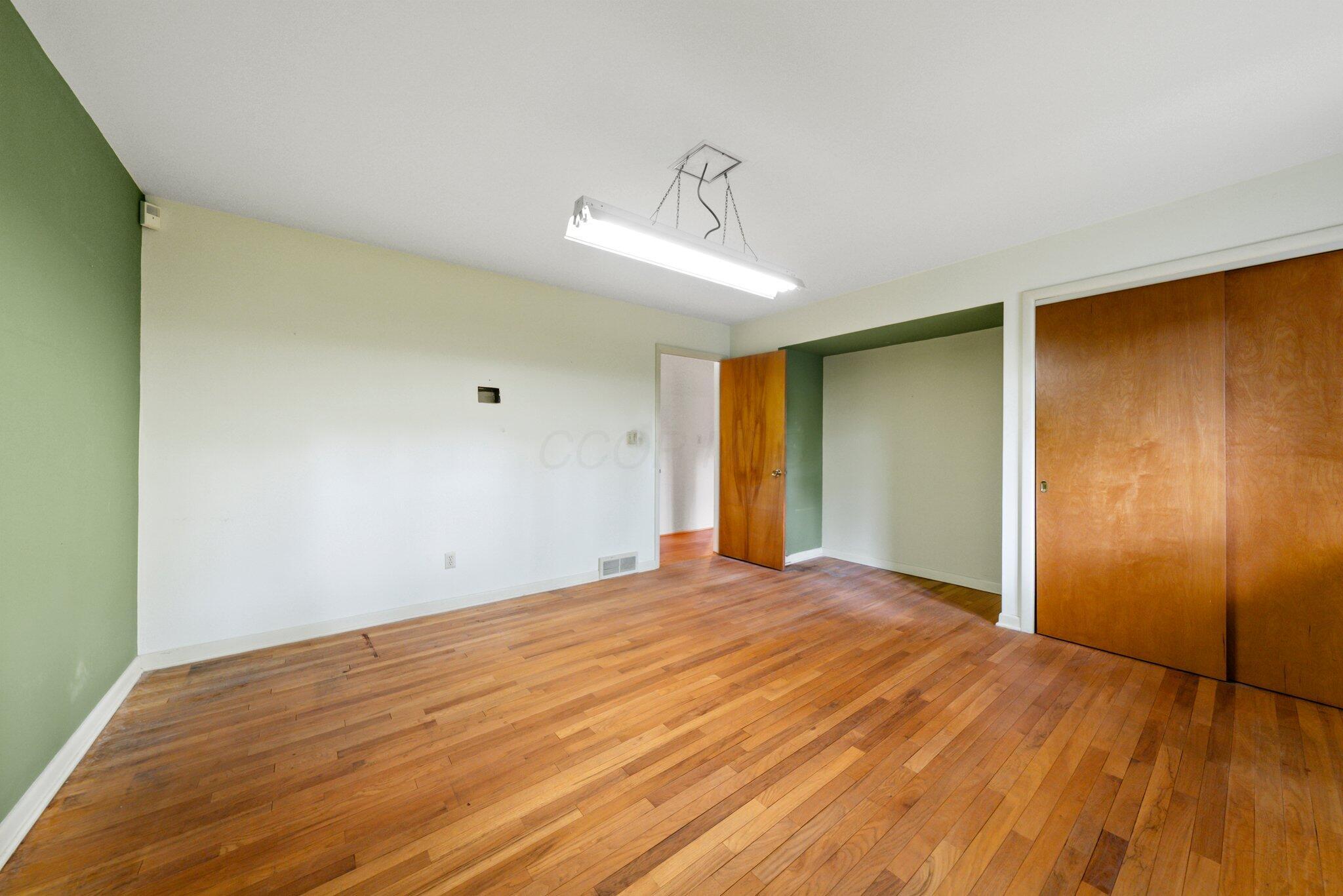 3751 Kioka Avenue, Columbus, Ohio image 22