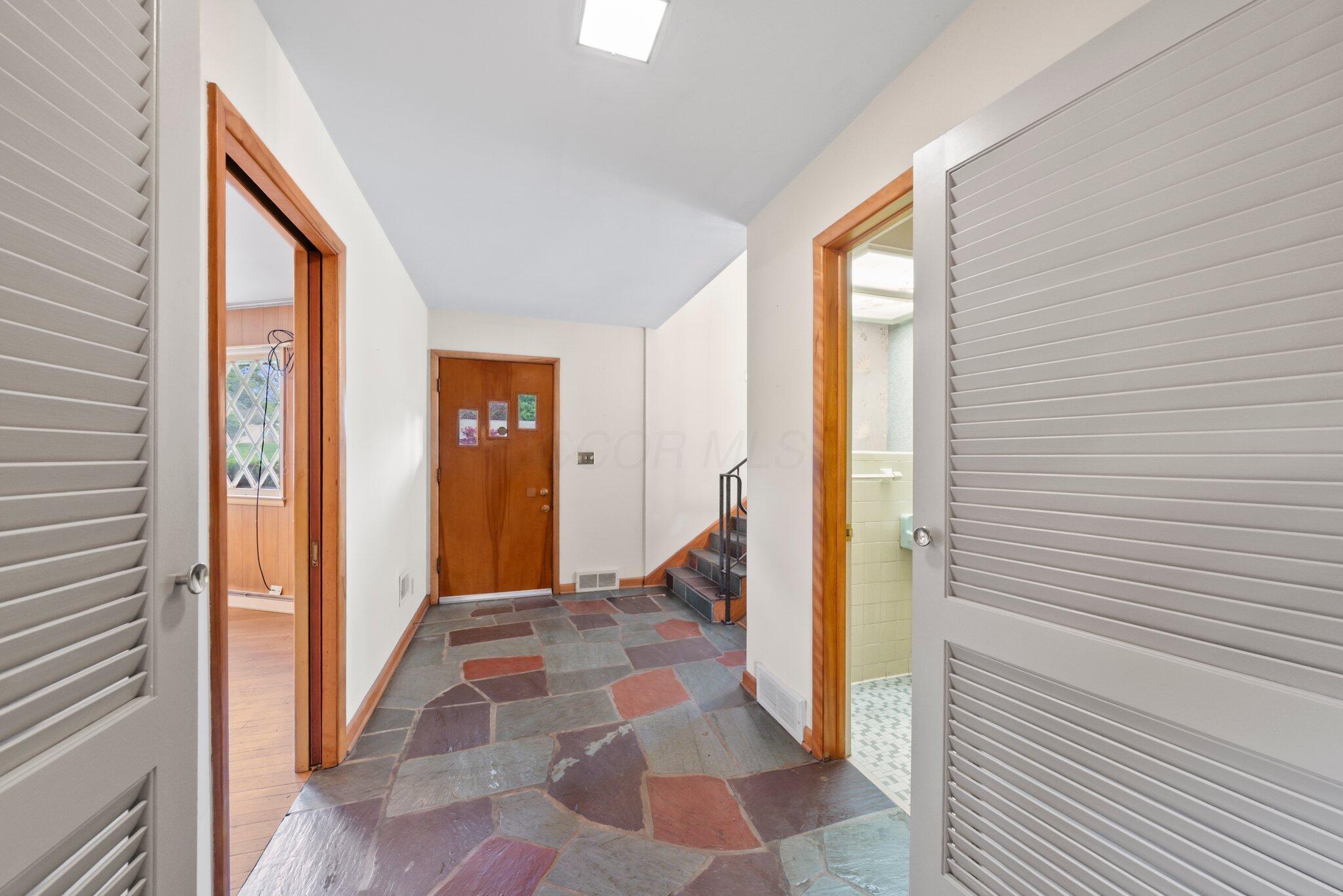 3751 Kioka Avenue, Columbus, Ohio image 13