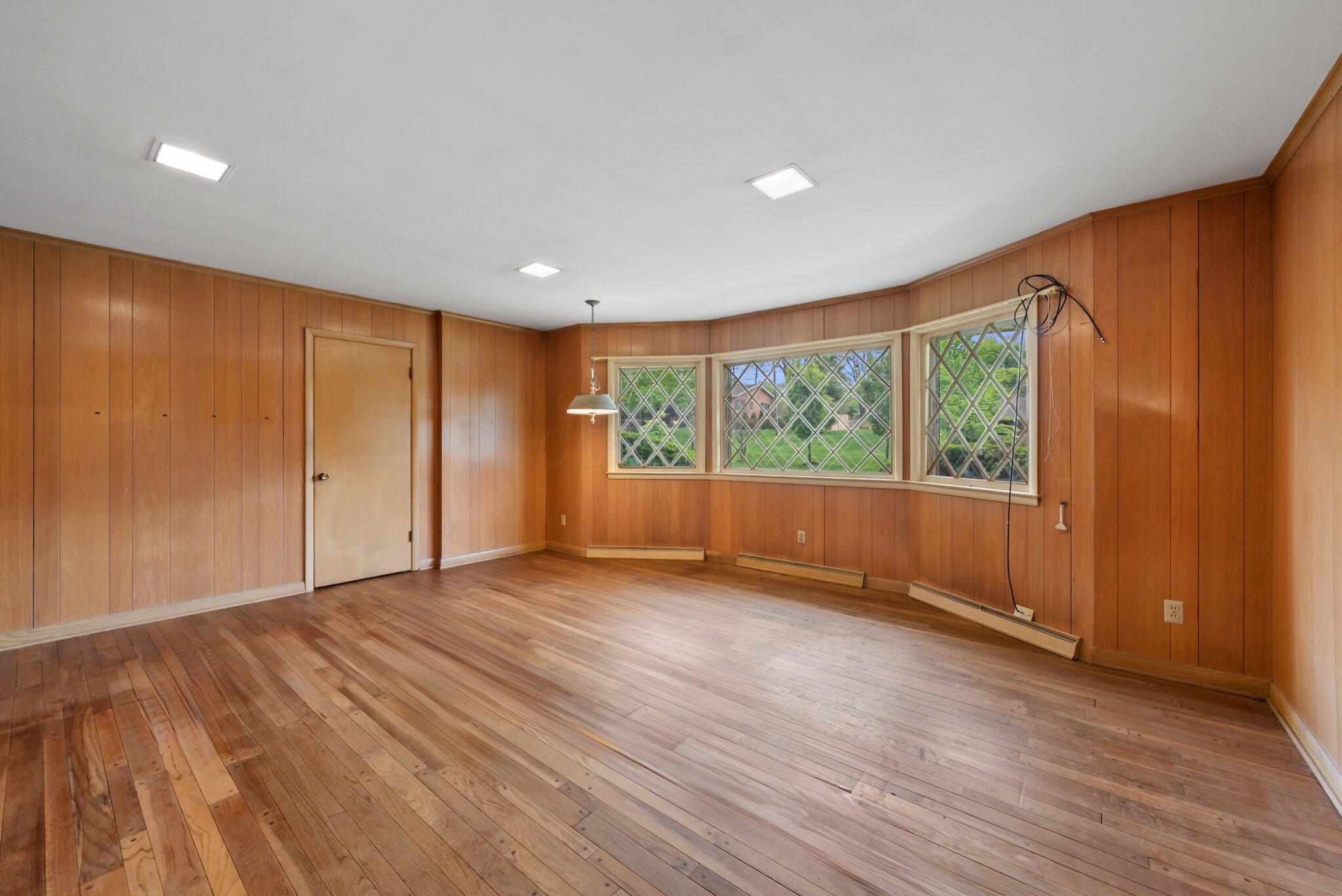 3751 Kioka Avenue, Columbus, Ohio image 5
