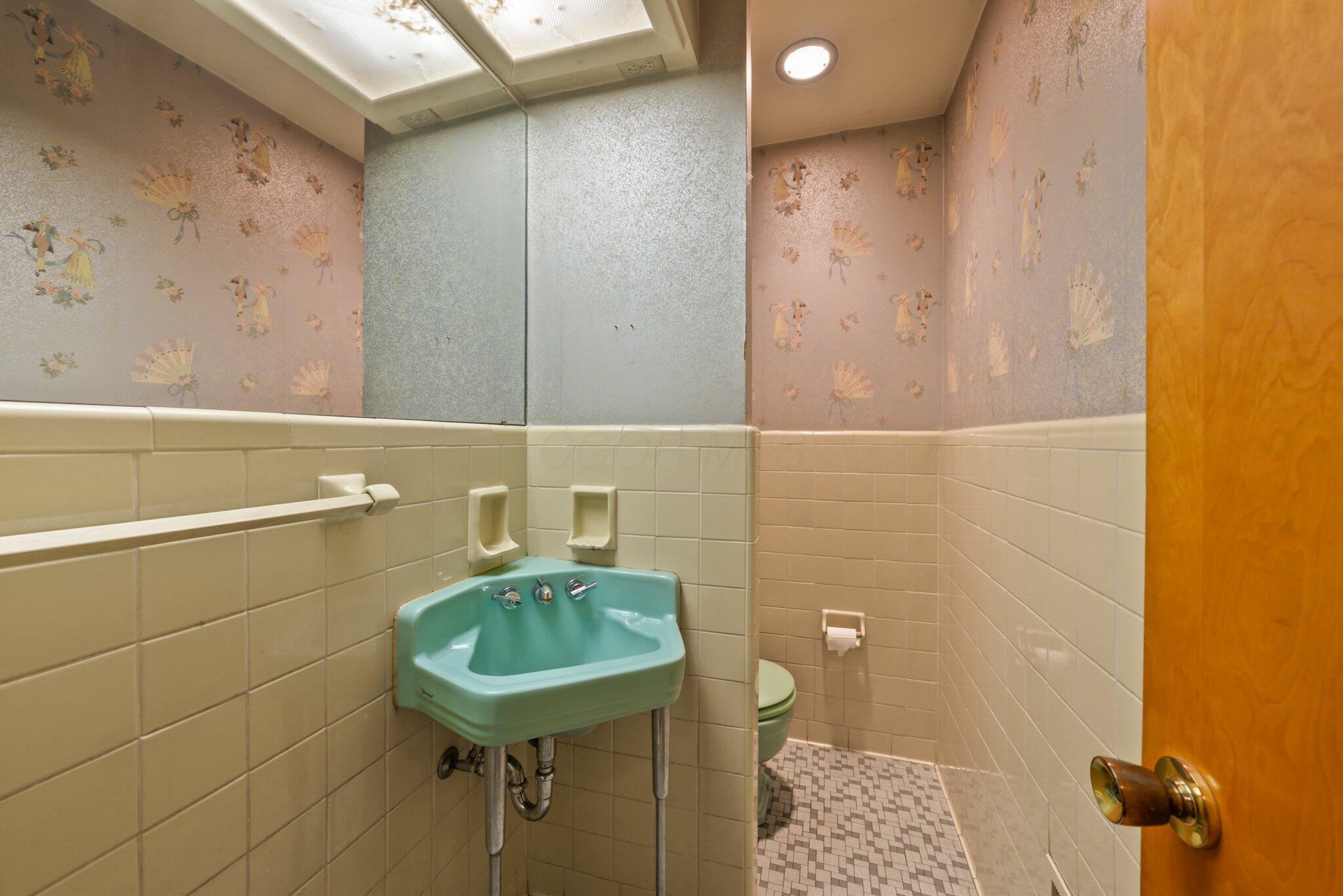 3751 Kioka Avenue, Columbus, Ohio image 12