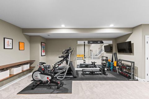 Tiny photo for 135 Punta Alley, Columbus, OH 43201 (MLS # 226000737)