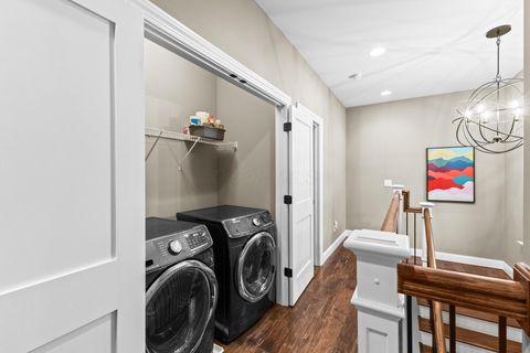 Tiny photo for 135 Punta Alley, Columbus, OH 43201 (MLS # 226000737)