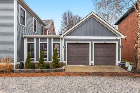Tiny photo for 135 Punta Alley, Columbus, OH 43201 (MLS # 226000737)