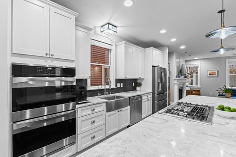 Tiny photo for 135 Punta Alley, Columbus, OH 43201 (MLS # 226000737)