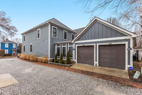 Tiny photo for 135 Punta Alley, Columbus, OH 43201 (MLS # 226000737)