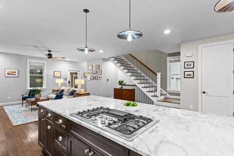 Tiny photo for 135 Punta Alley, Columbus, OH 43201 (MLS # 226000737)