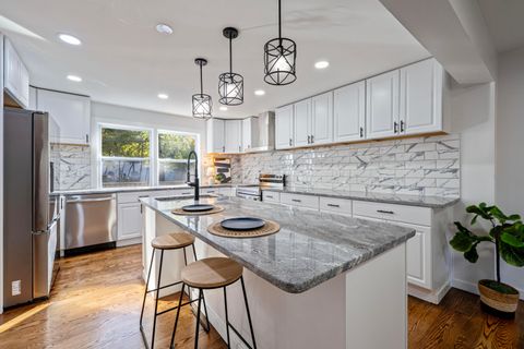 Photo of 5584 Morning Street, Worthington, OH 43085 (MLS # 225035968)