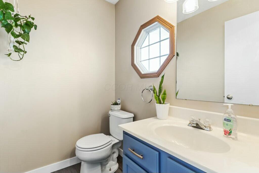 8443 Amarillo Drive, Blacklick, Ohio image 13