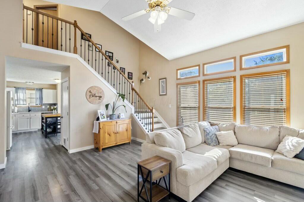 8443 Amarillo Drive, Blacklick, Ohio image 3