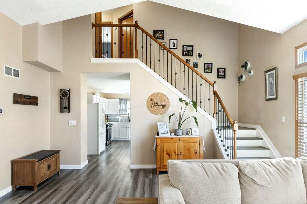 8443 Amarillo Drive, Blacklick, Ohio image 14