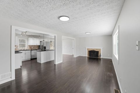 Tiny photo for 255 Woodside Drive SW, Pataskala, OH 43062 (MLS # 226002417)