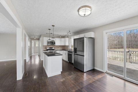 Tiny photo for 255 Woodside Drive SW, Pataskala, OH 43062 (MLS # 226002417)