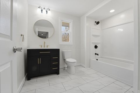 Tiny photo for 255 Woodside Drive SW, Pataskala, OH 43062 (MLS # 226002417)