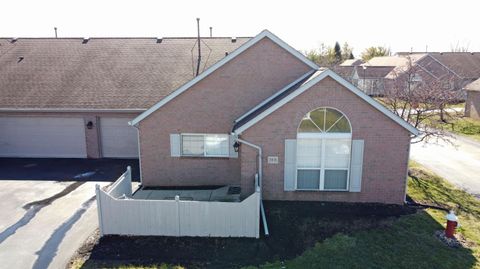 Photo of 2476 Meadow Glade Drive, Hilliard, OH 43026 (MLS # 226006103)