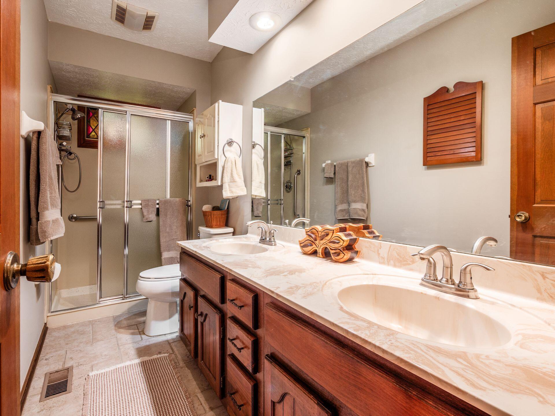 5223 Springfield Drive, Westerville, Ohio image 28
