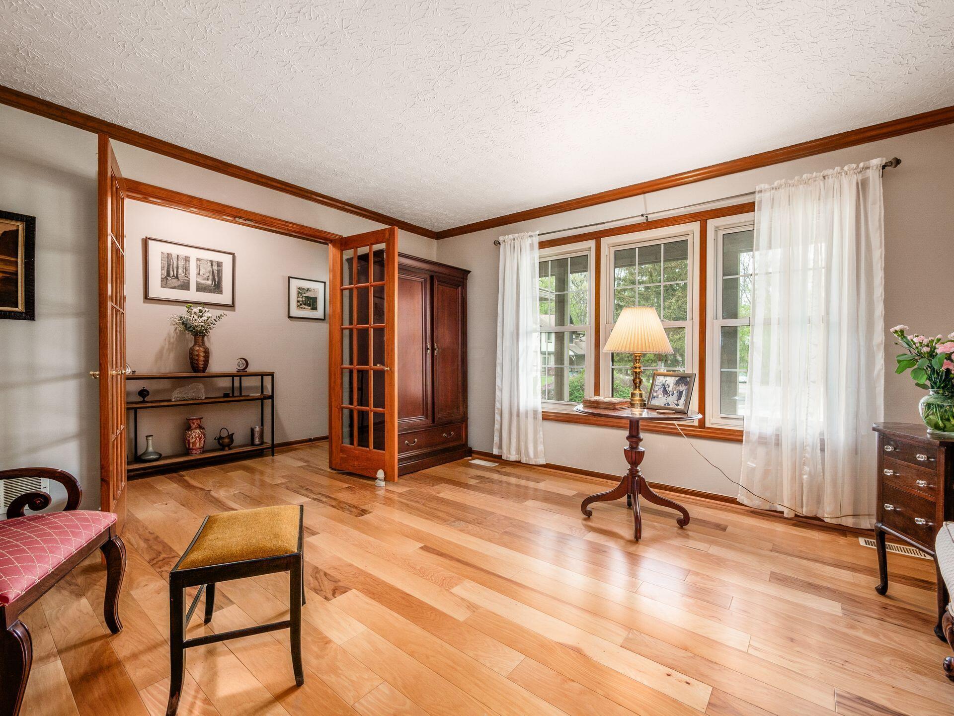 5223 Springfield Drive, Westerville, Ohio image 6