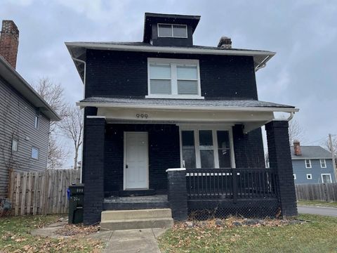 Photo of 999 S 22nd Street, Columbus, OH 43206 (MLS # 226000434)
