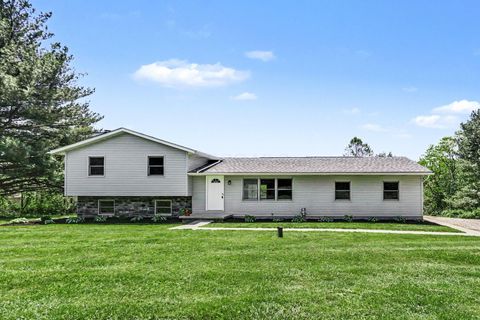 Photo of 4315 Corner Road, Alexandria, OH 43001 (MLS # 226017859)
