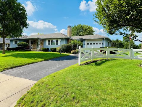 Photo of 84 Kramer Street, Canal Winchester, OH 43110 (MLS # 225037519)