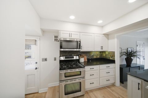 Tiny photo for 1850 Glenn Avenue, Upper Arlington, OH 43212 (MLS # 226000669)